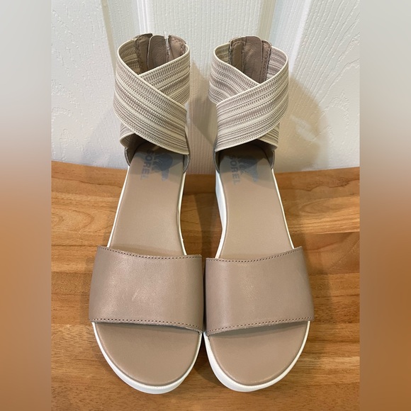 SOREL NWT Women's Platform Sandals in Taupe and White Size 7 - Picture 2 of 15